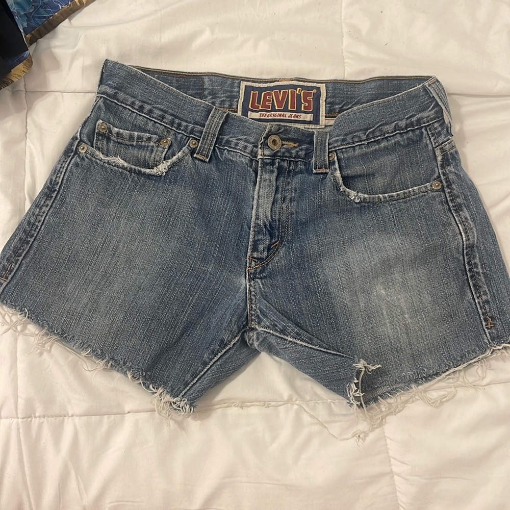 Vintage Levi low rise shorts